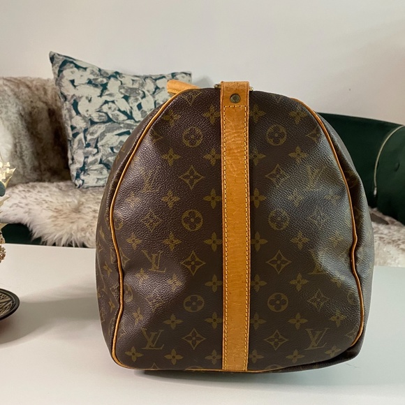 Pre-loved Louis Vuitton Monogram Keepall 55 Bandoulière - Picture 4 of 15